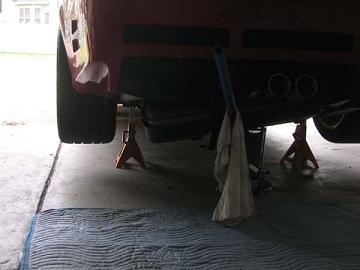 2003-2004 Cobra Tank Swap On Jackstands