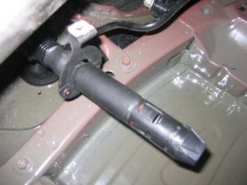 2003-2004 Cobra Tank Swap Filler Tube Disconnected